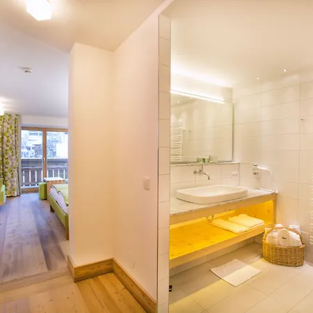 فندق Glemmtalerhof 4*